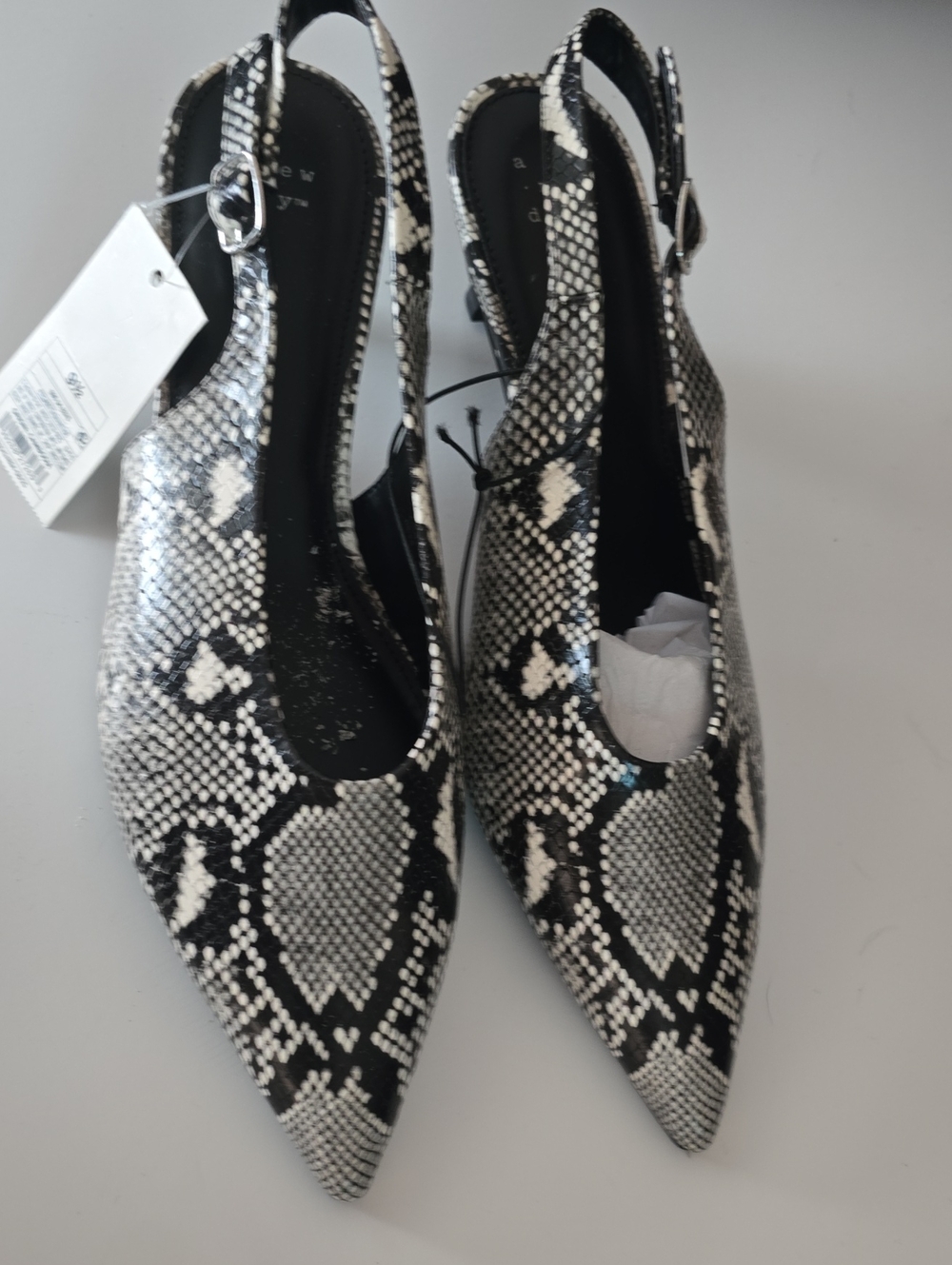 a new day Black and White Snake-Print Pointed Slingback Heels